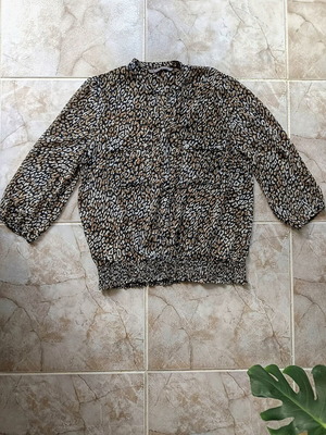 Zara Basic leopard print blouse like new, multicolor, size L
