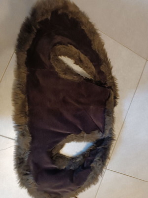 Fur vest brown like new