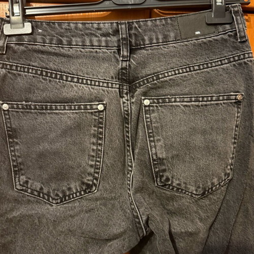 Zara women's black flared jeans like new, size S