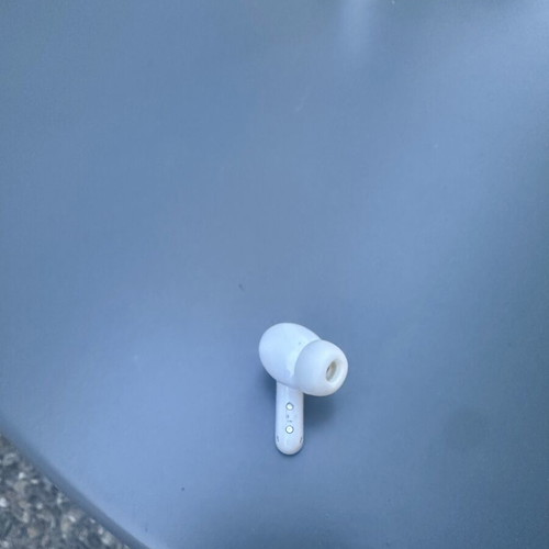 Redmi Buds 5 charging case and earbuds for repair or parts