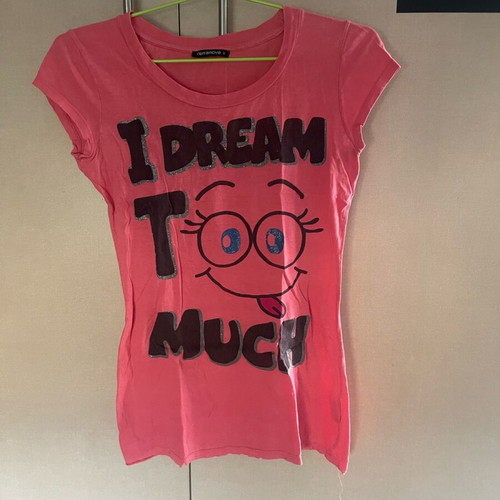 Women's t-shirt used, size small, pink