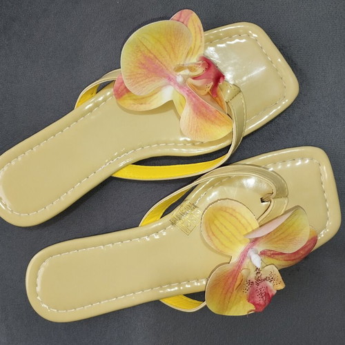 Yellow slippers with flower detail, used, size 36