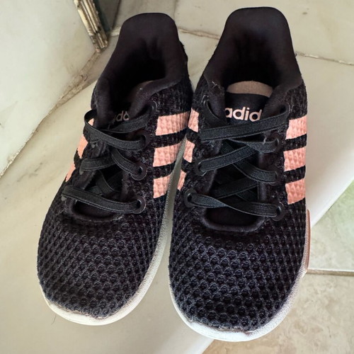 Adidas sports shoes No21 like new