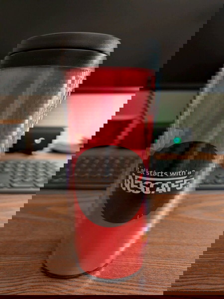 Nescafe θερμός πλαστικό (αλλάζει εξώφυλλο)