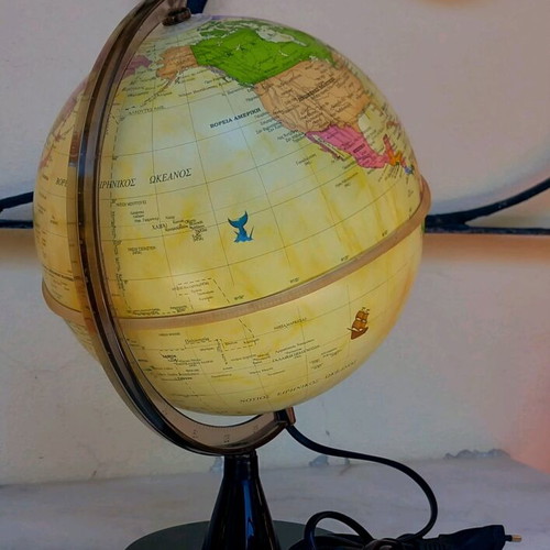 Globe illuminated new