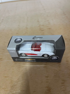 Chevrolet Corvette 1957 1:60 sealed miniature new