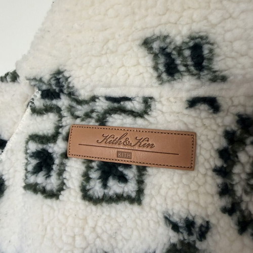 Kith Pinehurst Sherpa Fleece Jacket Men Large White Paisley Snap Bomber like new