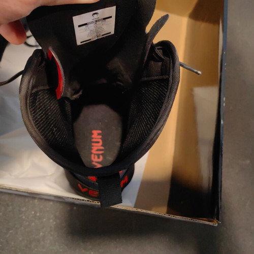 Venum Elite Boxing Shoes High Top size 44 like new, blue and red