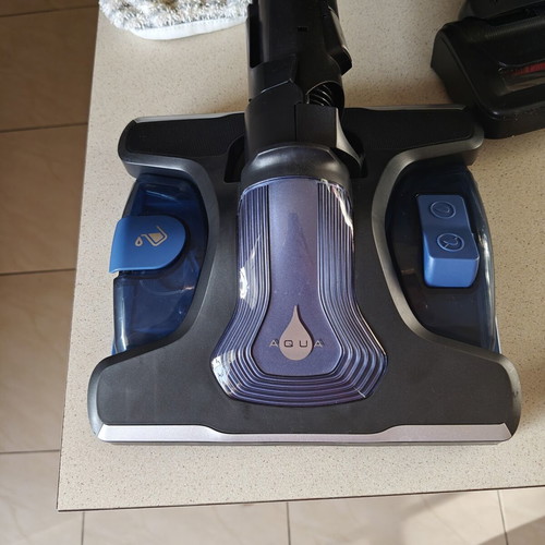 Rowenta X-Force Flex 12.60 Aqua Stick Vacuum Like New
