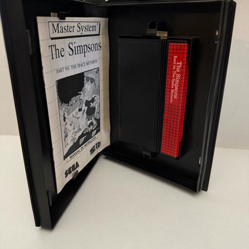 The Simpsons Bart vs The Space Mutants Sega Master System like new, Tec Toy edition