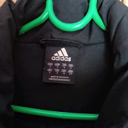 Adidas bomber μπουφάν μεταχειρισμένο, χειμωνιάτικο, μαύρο, μέγεθος S