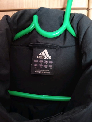 Adidas bomber μπουφάν μεταχειρισμένο, χειμωνιάτικο, μαύρο, μέγεθος S