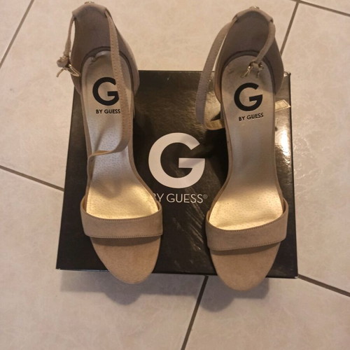 Guess sandals new, size 39.5-40, beige with square heel