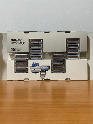 Gillette Mach3 Replacement Blades New, 18 pcs with 3 Blades
