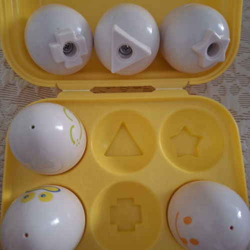 Educational Matching Game with Plastic Eggs like new