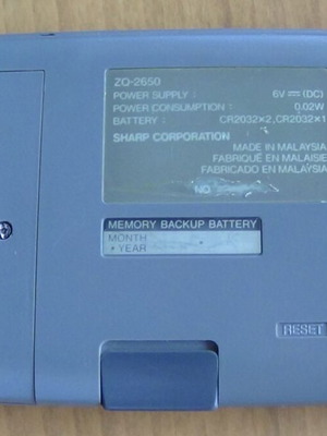 Sharp ZQ-2650 vintage electronic organizer 32KB