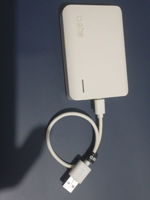 Φορτιστής USB με φακό μεταχειρισμένος, με δύο θύρες φόρτισης