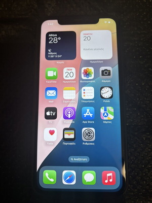 Apple iPhone 11 64GB smartphone
