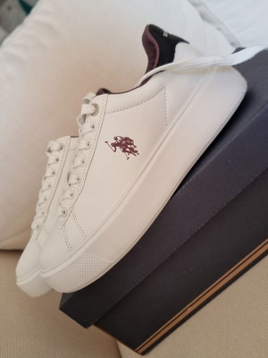 U.S. Polo Assn. Λευκά sneakers μέγεθος 38 Καινούργια με κουτί