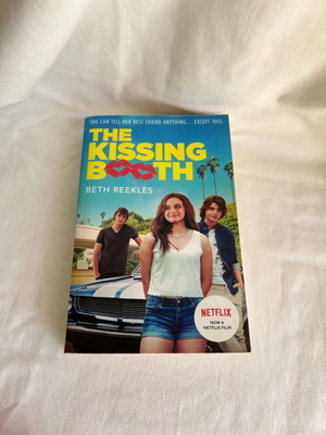 Book The Kissing Booth by Beth Reekles like new