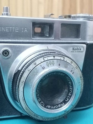 Kodak Retinette professional camera used with flash