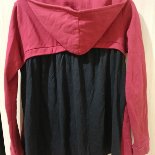 Noobass women's jacket used with pockets, hood and zipper, burgundy and black