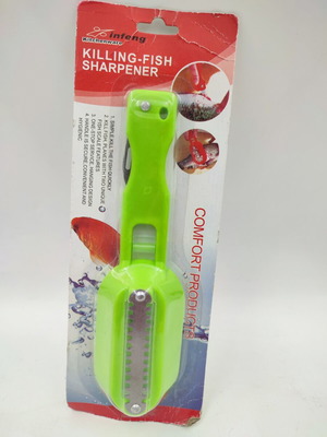 Fish scaler kitchen tool new in packaging