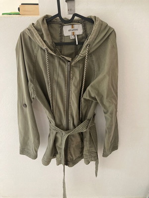 Πανωφόρι Attrattivo medium μεταχειρισμένο, χακί, με ζωνάκια αποσπώμενα