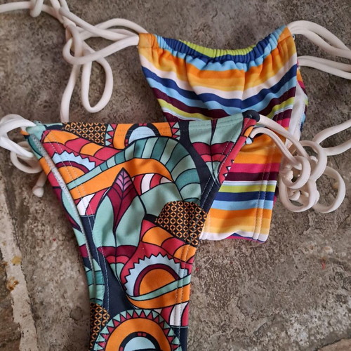 Brazilian bikini bottoms pack of 2, petite extra small, unworn