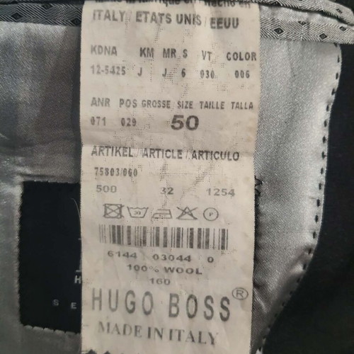 Hugo Boss jacket size 50 gray like new, 100% wool