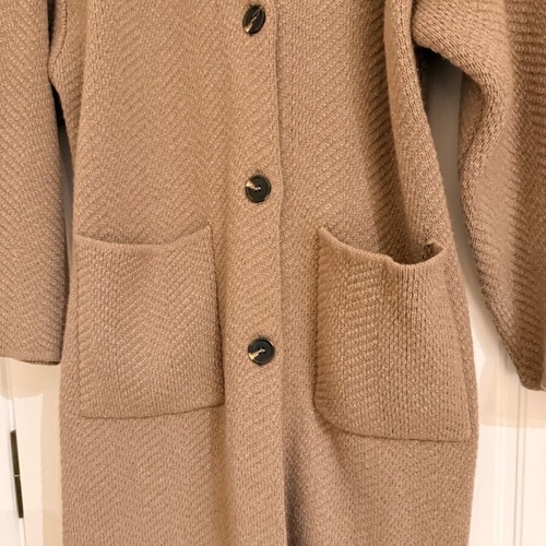 Zara long jacket like new, very warm, size L, beige brown