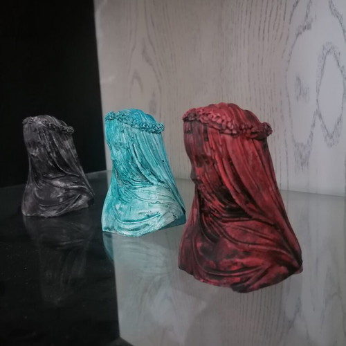 Sculptures set of 3 new, made of plaster and acrylics
