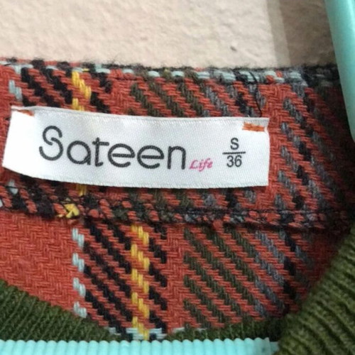 Off-Shoulder Sweater and Plaid Cardigan Set size S like new