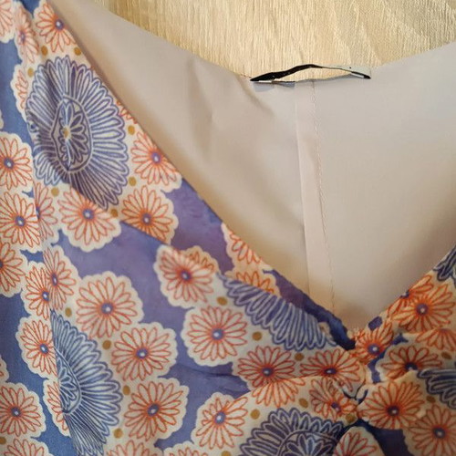 Summer silk dress like new, blue and pink, size M