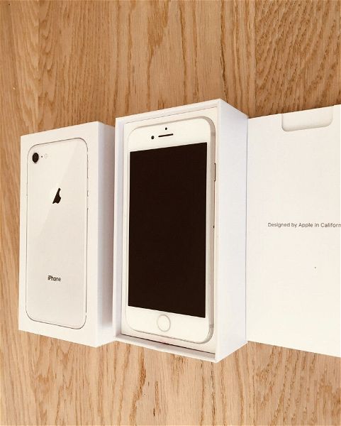 Iphone 8 (64GB) silver sto kouti tou / Apple / smartphone / kinito tilefono