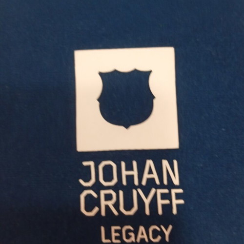 Barcelona Johan Cruyff Legacy Shirt XXL like new, authentic