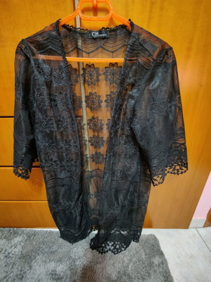 Kimono with lace CH collections like new, black