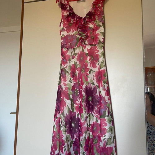 Wallis floral midi dress size small-medium like new, purple and pink