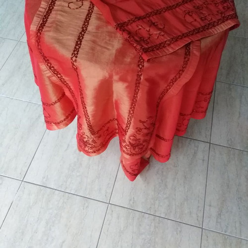 Tablecloth set of 3 pieces new with technical silk embroidery