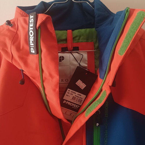 Protest ski jacket new, size L
