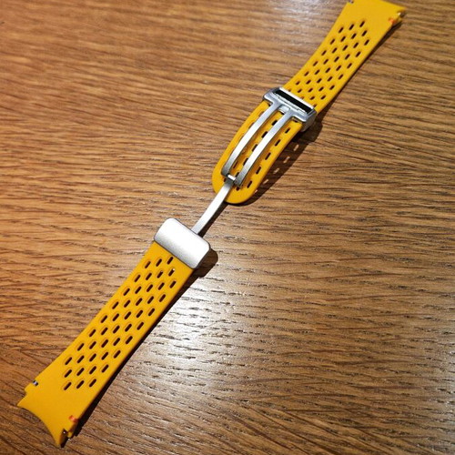 Samsung Galaxy Watch 6/7/7FE 41mm/44mm Strap new