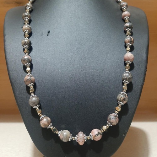 Necklace with rhodonite and zircon new
