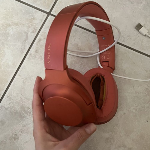 Sony headphones wireless used with noise cancelling