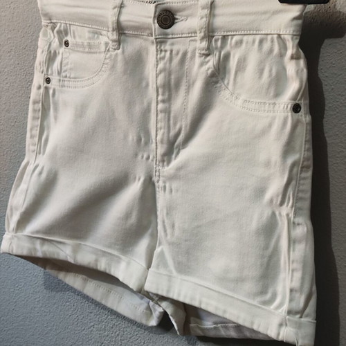 Pull & Bear women's white denim shorts size 34