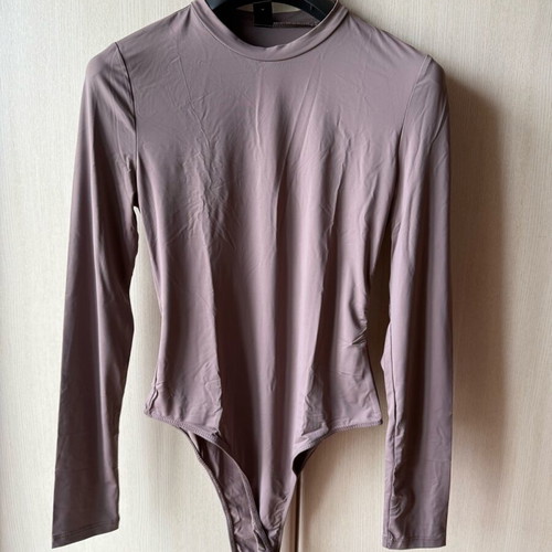 Shein bodysuit like new in mocha color size M