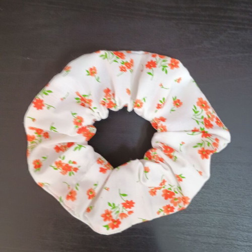 Scrunchie white poplin with orange and green floral pattern, handmade