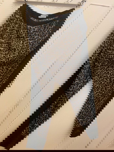 ORIGINAL CoSTUME NATIONA(No 46)ΠΑΝΤΕΛΟΝΑ(made in Italy)!ΜΑΥΡΟ-ΑΣΠΡΟ!ΦΟΡΕΘΗΚΕ ΜΙΑ ΦΟΡΑ!! SILK100%!80€