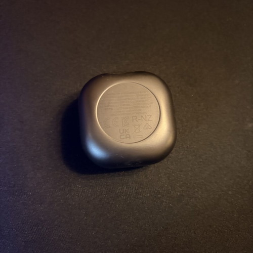 Samsung Galaxy Buds Live Charging Case like new