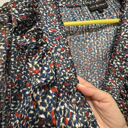 Milk & Honey floral cropped top like new, size L