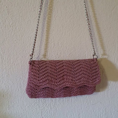 Knitted pink shoulder bag handmade like new